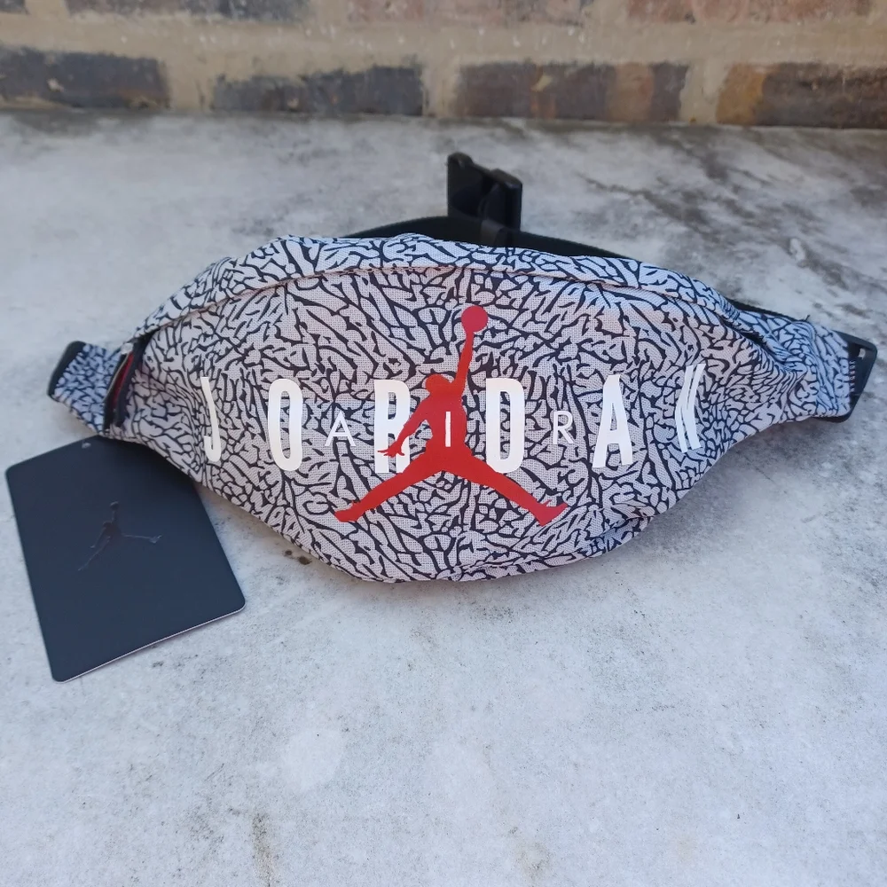 Nike Air Jordan Crossbody Bag Elephant Print Fanny Pak